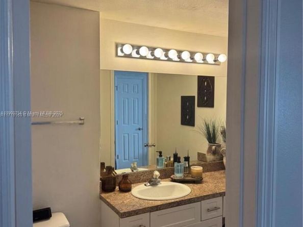 11700 SW 2nd St 13307, Pembroke Pines FL 33025