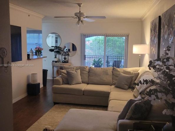 11700 SW 2nd St 13307, Pembroke Pines FL 33025