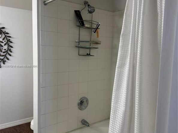 11700 SW 2nd St 13307, Pembroke Pines FL 33025