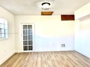 9504 SW 148th AVE Cir S, Miami FL 33196