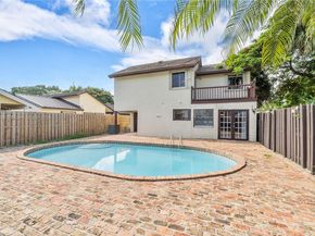 9504 SW 148th AVE Cir S, Miami FL 33196