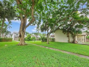 9504 SW 148th AVE Cir S, Miami FL 33196