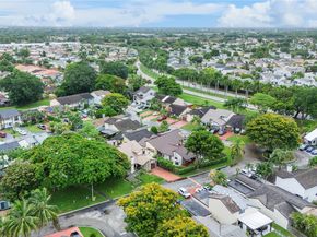 9504 SW 148th AVE Cir S, Miami FL 33196