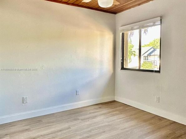 9504 SW 148th AVE Cir S, Miami FL 33196