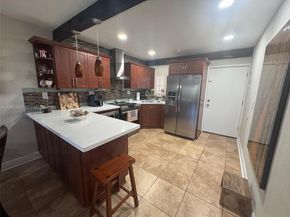 5500 SW 77th Ct 305, Miami FL 33155