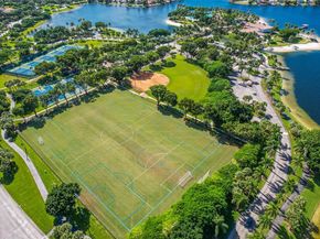 11244 NW 58th Ter, Doral FL 33178