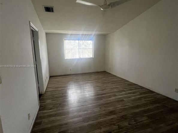 Undisclosed Address #A11836760, Sunrise FL 33323