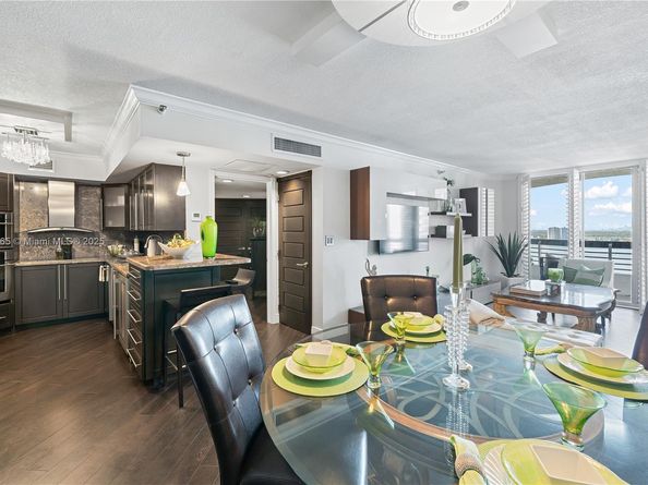 19195 NE 36th Ct 2304, Aventura FL 33180