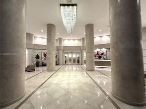 19195 NE 36th Ct 2304, Aventura FL 33180