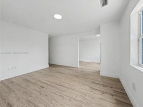 7720 Hope St, Hollywood FL 33024