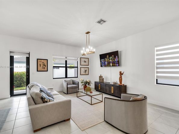 4577 SW 174th Ave, Miramar FL 33029