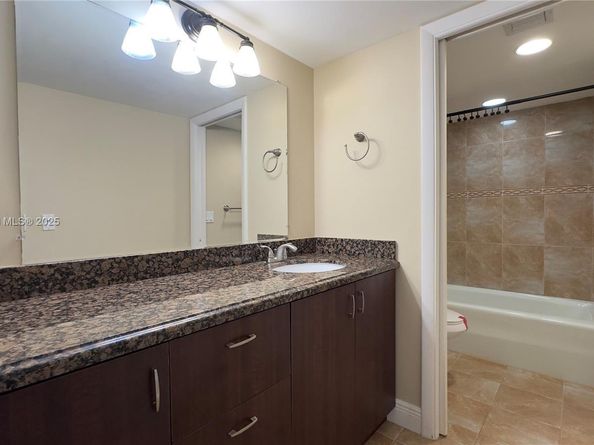 2425 Presidential Way 203, West Palm Beach FL 33401
