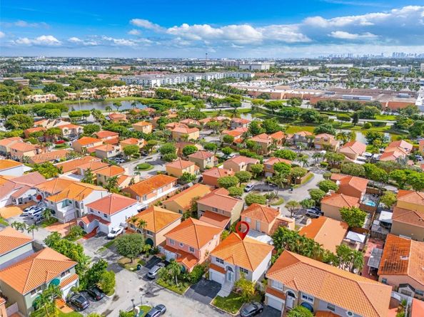 191 NW 85th Pl, Miami FL 33126