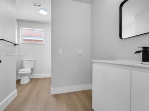 191 NW 85th Pl, Miami FL 33126