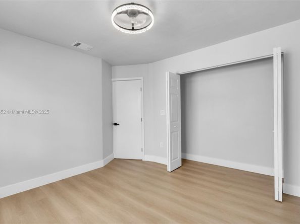 191 NW 85th Pl, Miami FL 33126