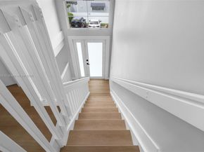 191 NW 85th Pl, Miami FL 33126