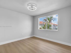 191 NW 85th Pl, Miami FL 33126