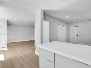 191 NW 85th Pl, Miami FL 33126