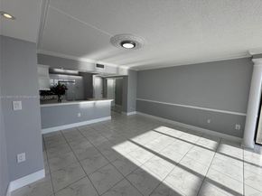 3625 N Country Club Dr 2009, Aventura FL 33180
