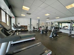 3625 N Country Club Dr 2009, Aventura FL 33180