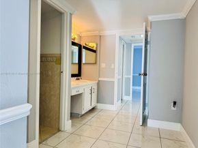 3625 N Country Club Dr 2009, Aventura FL 33180