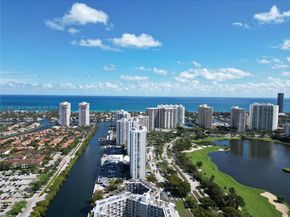 3625 N Country Club Dr 2009, Aventura FL 33180