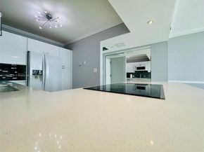 3625 N Country Club Dr 2009, Aventura FL 33180