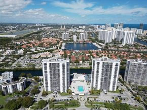 3625 N Country Club Dr 2009, Aventura FL 33180