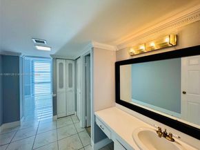 3625 N Country Club Dr 2009, Aventura FL 33180