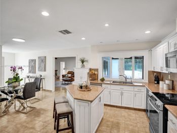 11300 Shady Lane