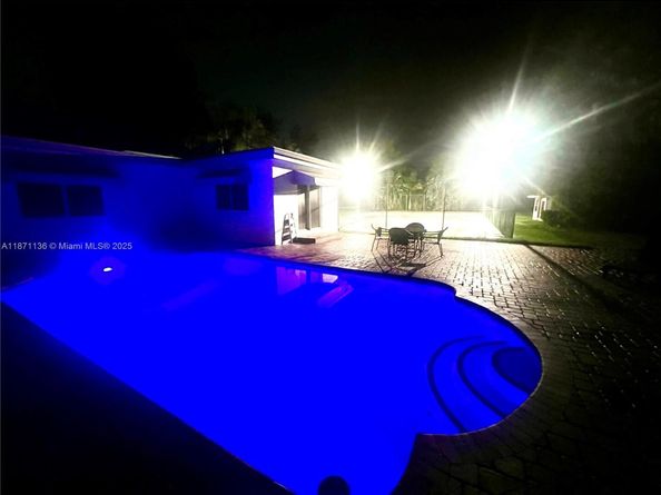 11300 Shady Lane, Plantation FL 33325