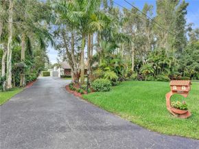 11300 Shady Lane, Plantation FL 33325