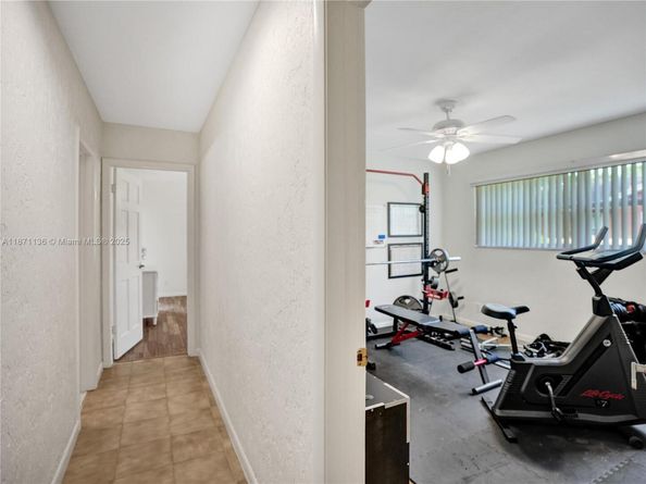 11300 Shady Lane, Plantation FL 33325