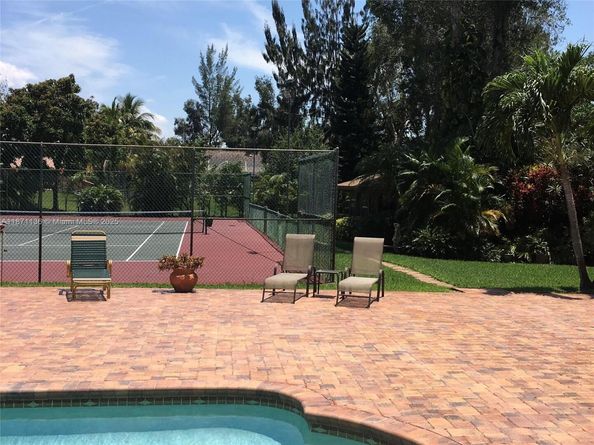 11300 Shady Lane, Plantation FL 33325