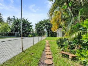 11300 Shady Lane, Plantation FL 33325
