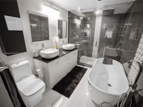 13550 SW 99th Pl, Miami FL 33176