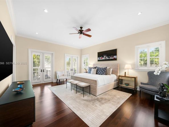 8010 Ponce De Leon Rd, Miami FL 33143