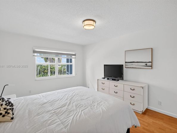 200 Diplomat Pkwy 531, Hallandale Beach FL 33009