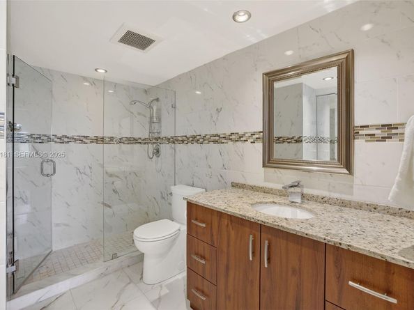 200 Diplomat Pkwy 531, Hallandale Beach FL 33009