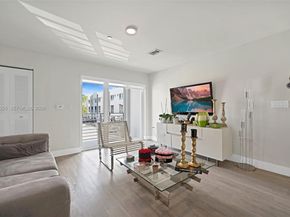 2535 NE 193rd St 3209, Miami FL 33180