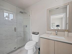 2535 NE 193rd St 3209, Miami FL 33180