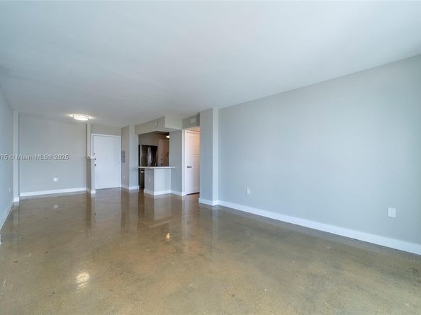 2841 NE 163rd St 605, North Miami Beach FL 33160