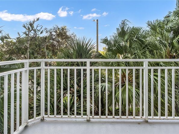 2150 Sans Souci Blvd A207, North Miami FL 33181