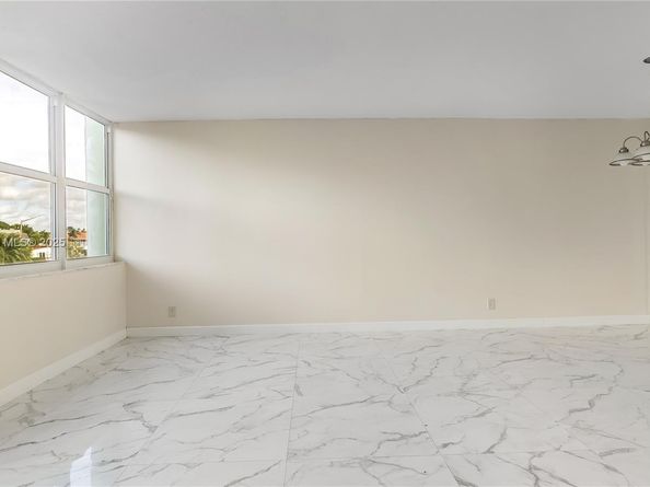 2150 Sans Souci Blvd A207, North Miami FL 33181