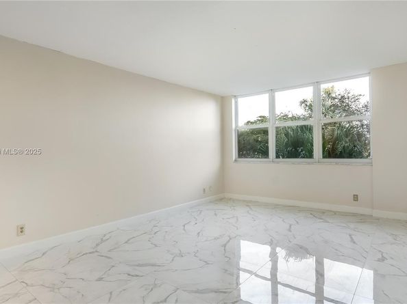 2150 Sans Souci Blvd A207, North Miami FL 33181