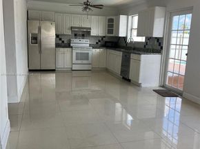 2601 Acapulco Dr, Miramar FL 33023