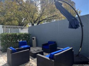 850 N Miami Ave W1806, Miami FL 33136