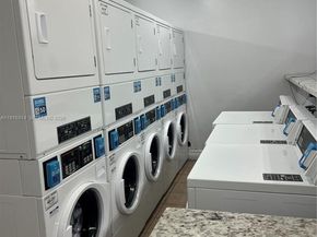 850 N Miami Ave W1806, Miami FL 33136