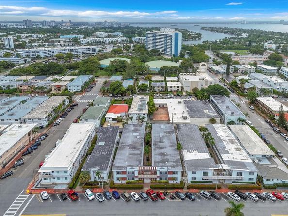 7424 Byron Ave 2B, Miami Beach FL 33141