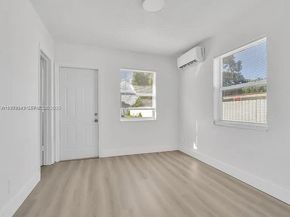 26540 SW 1 38 th ct, Homestead FL 33032